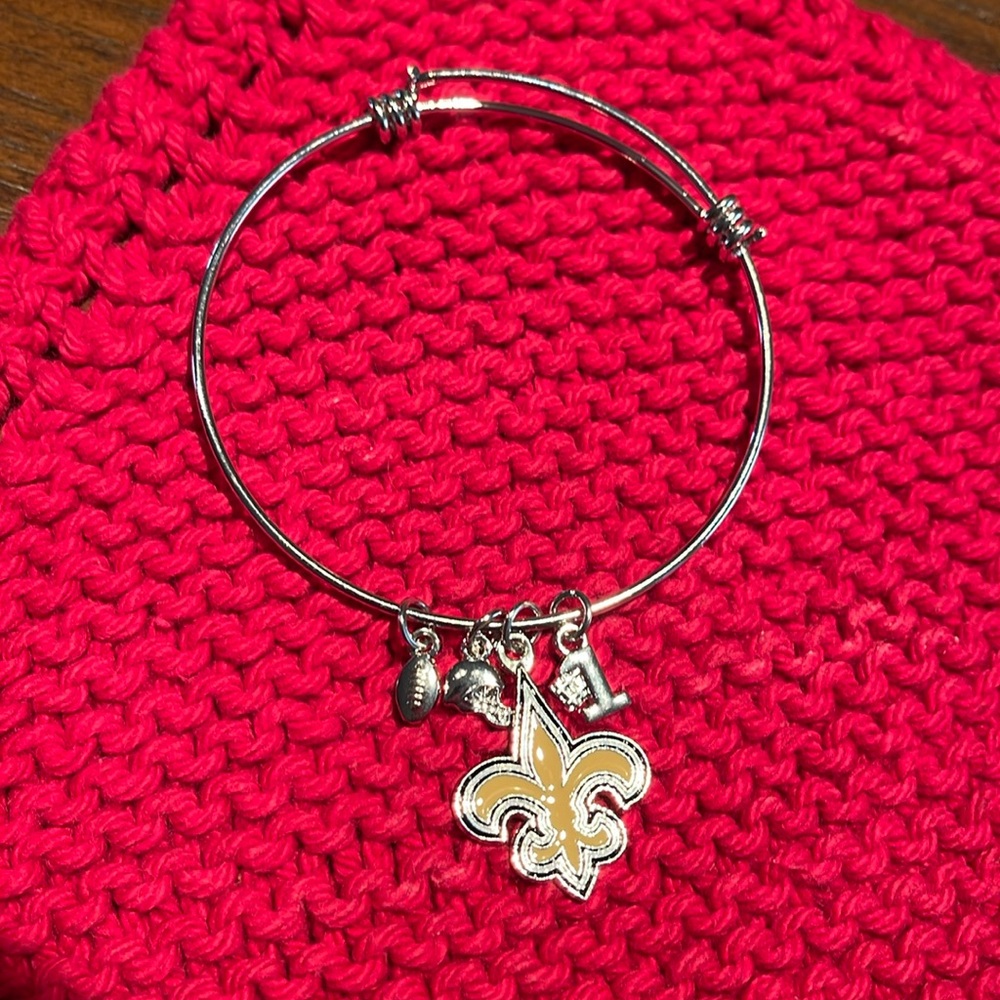 Saint Bangle
